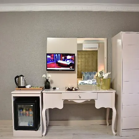Szálloda Pelican House 3*